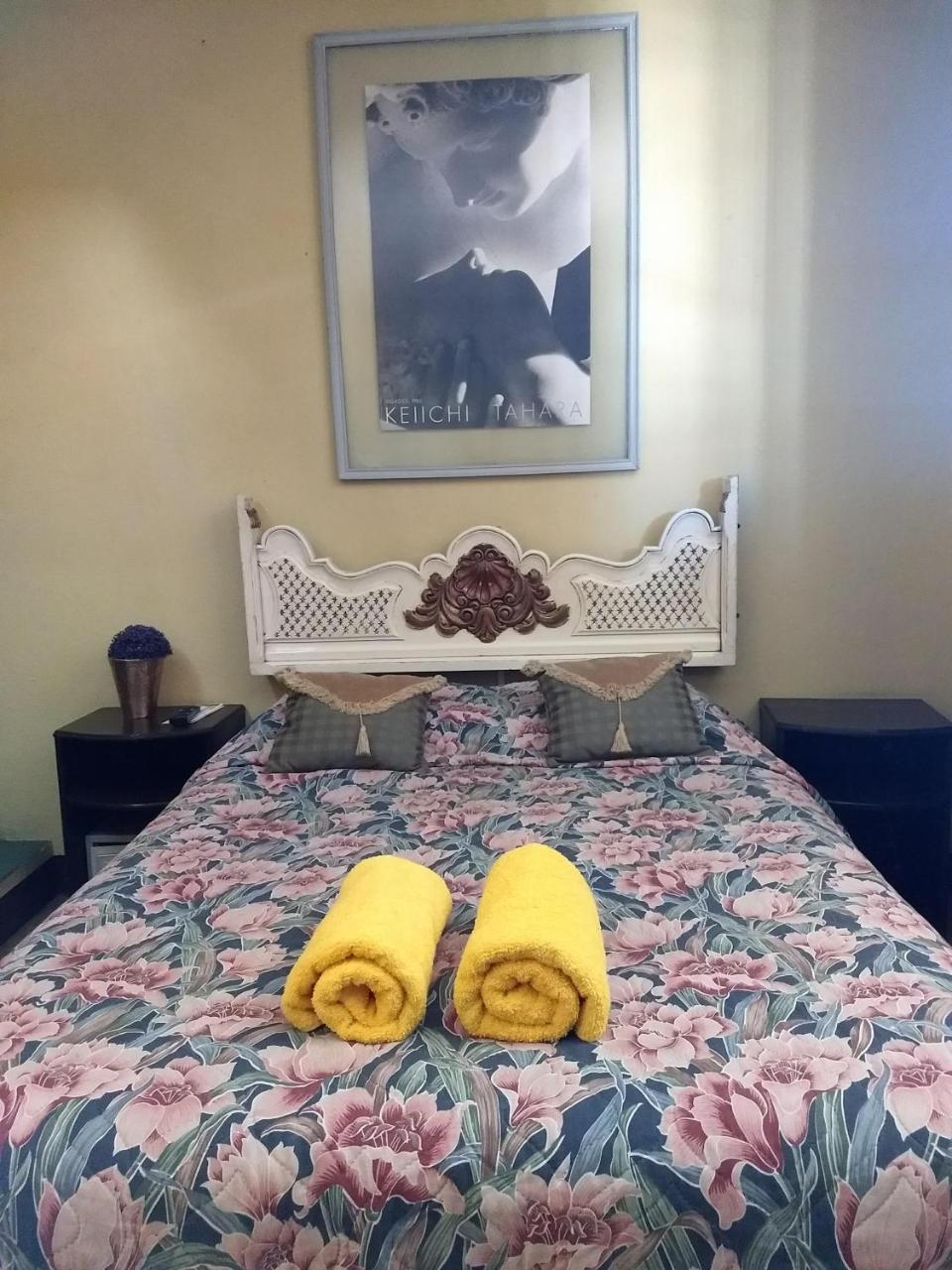 Give House Bed & Breakfast Guatemala Dış mekan fotoğraf